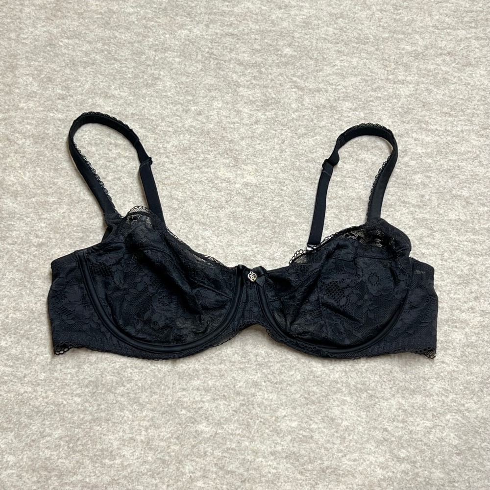 Victoria's Secret Black Lace Unlined Demi Bra 38C EUC Gothic Coquette Romance